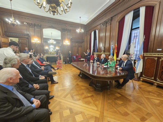 Santalices intercambia experiencias de xestión parlamentaria con responsables da Lexislatura da  Cidade Autónoma de Buenos Aires